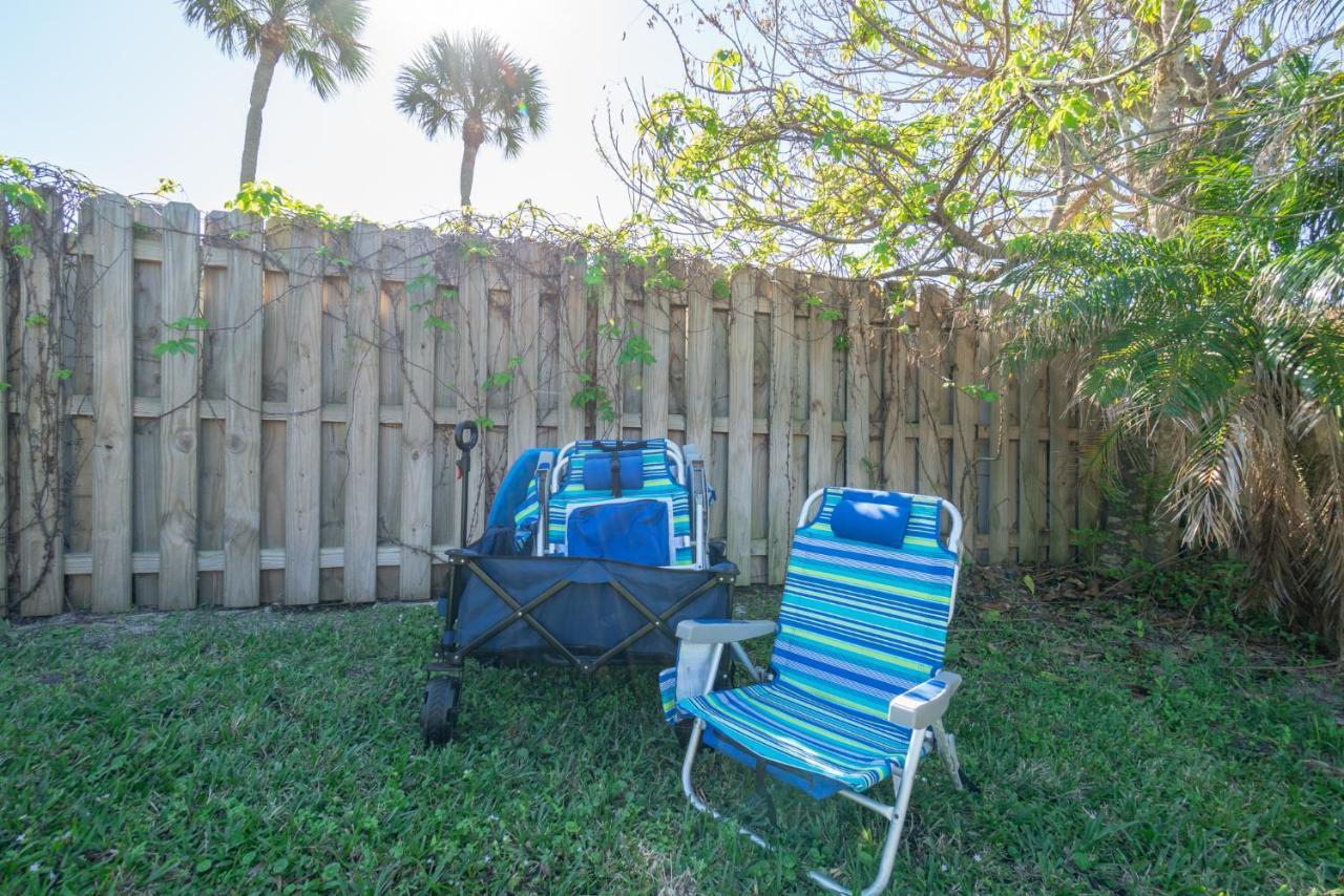 Serene Seaside Retreat - Dog Friendly - 2Br Townhouse With Shared Heated Pool Steps To Paradise Beach! Melbourne Eksteriør bilde
